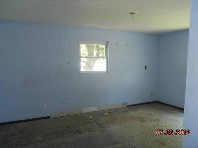 1755 Ward Road Columbus, OH 43224 - Photo 3 of 7 Gallery Image 3