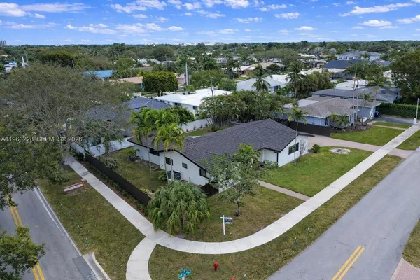 $1,150,000 | 6020 Northeast 18th Terrace, Fort Lauderdale, FL 33308