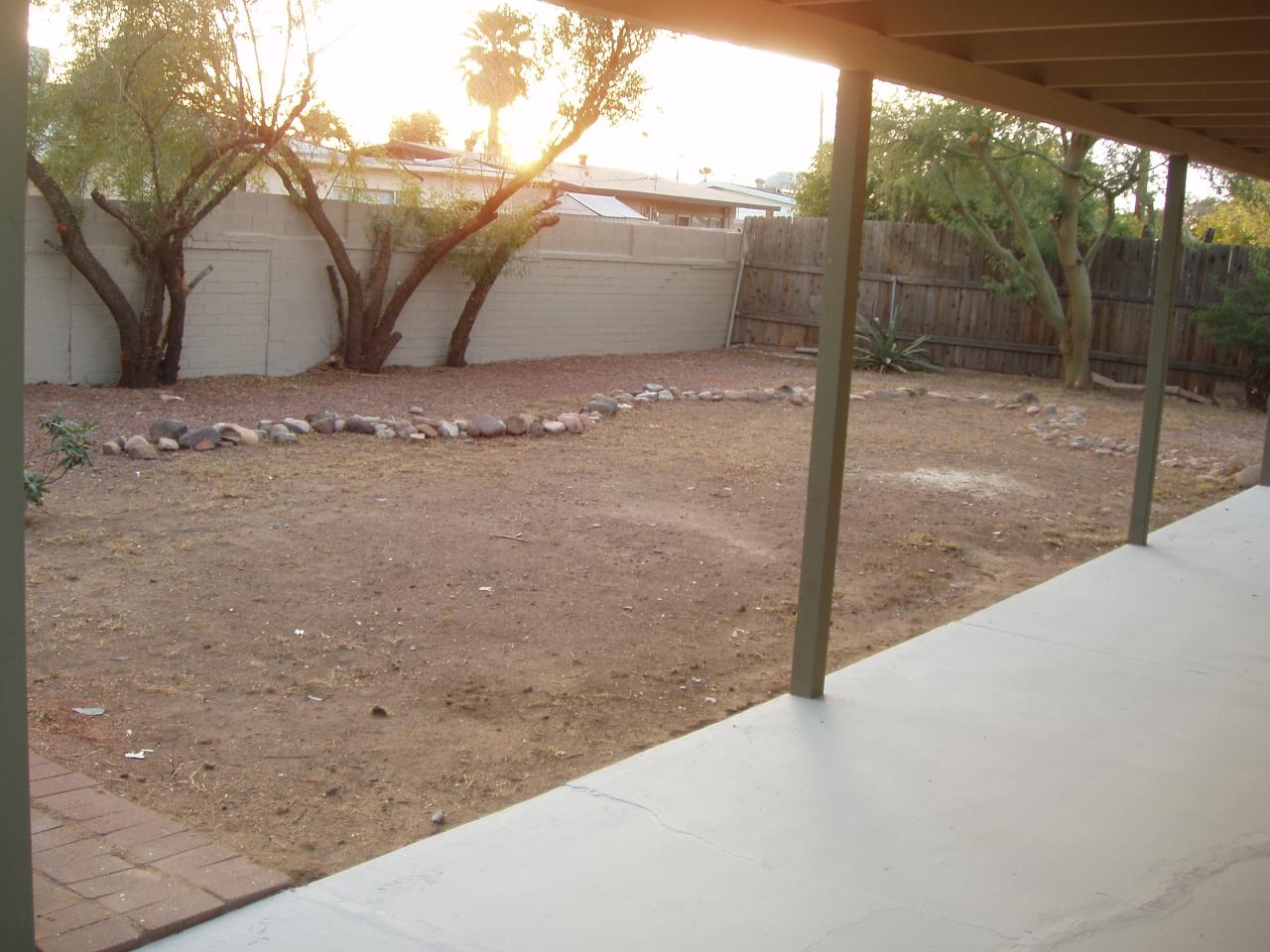 845 West Picadilly Road Phoenix, AZ 85013 - Photo 14 of 17 P1010013