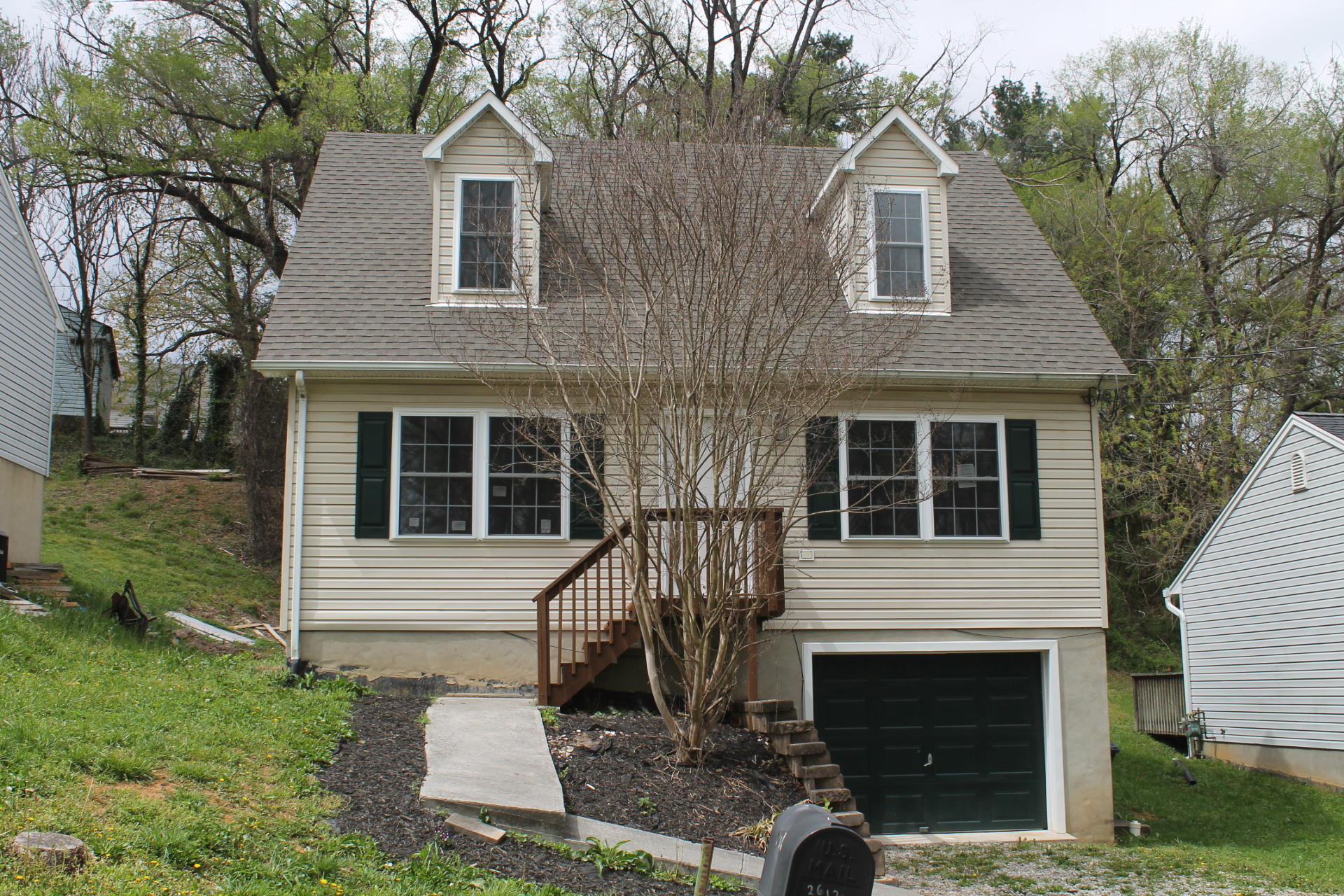 2612 Shull Road Northeast Roanoke, VA 24012 - Photo 1 of 30 front