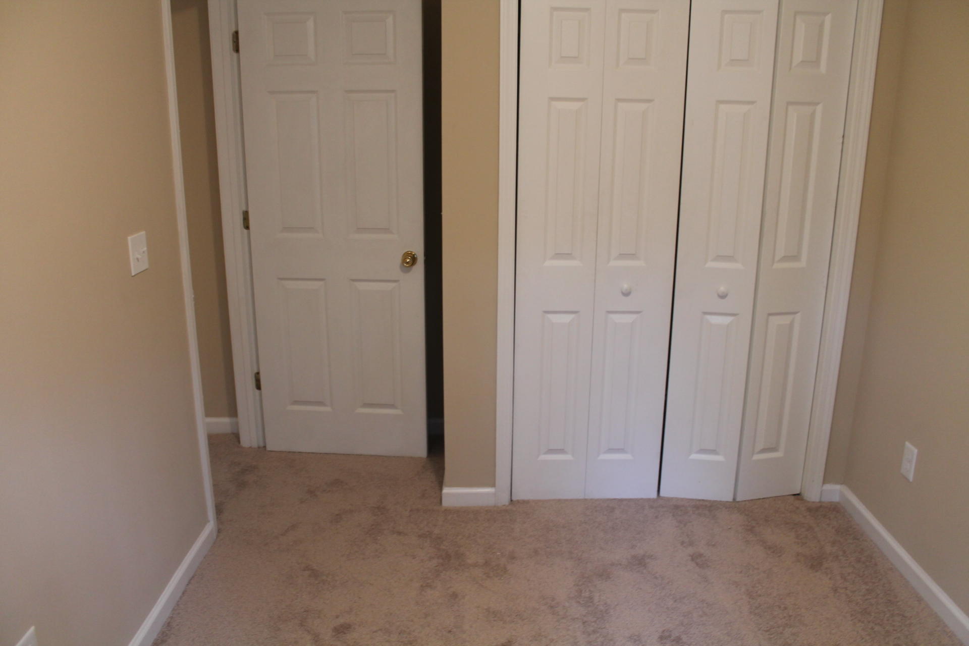 2612 Shull Road Northeast Roanoke, VA 24012 - Photo 20 of 30 IMG_5463