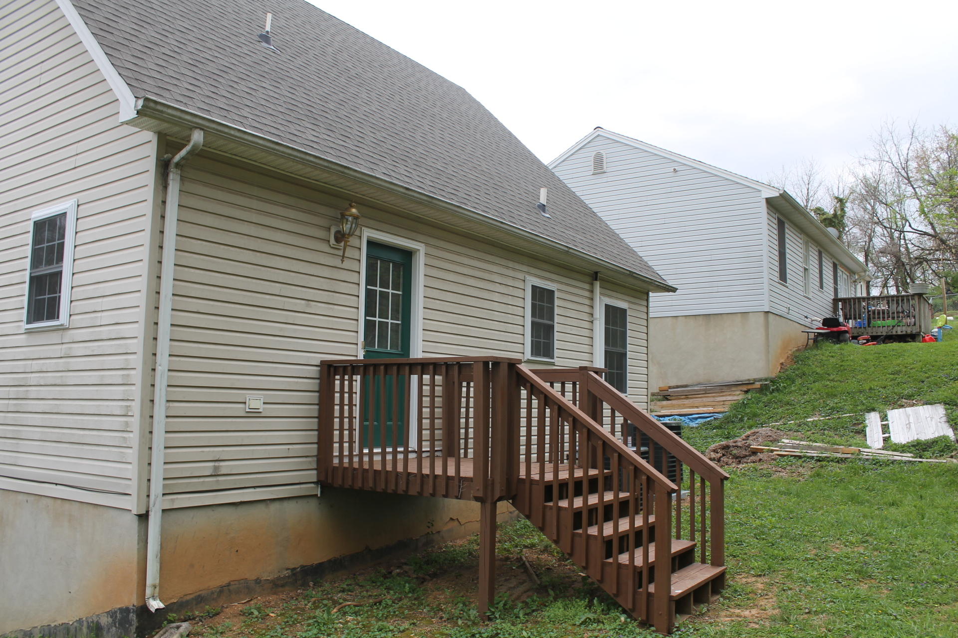 2612 Shull Road Northeast Roanoke, VA 24012 - Photo 5 of 30 IMG_5669
