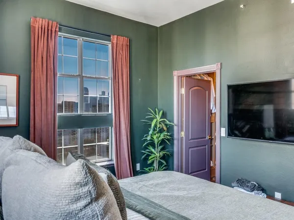 $420,000 | 3225 Turtle Creek Boulevard, Unit 1509, Dallas, TX 75219