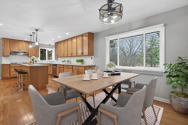 $609,900 | 38-w042 Silver Glen Road, St. Charles, IL 60175