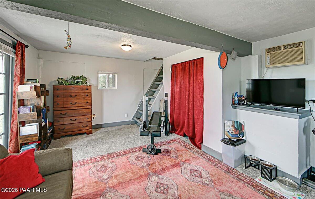 7310 West Hootenanny Road Prescott, AZ 86305 - Photo 16 of 28 14-Family Room