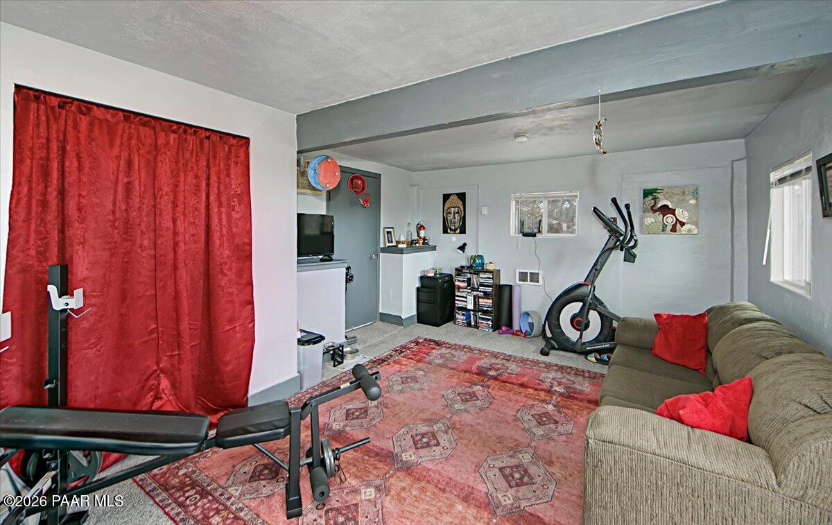 7310 West Hootenanny Road Prescott, AZ 86305 - Photo 17 of 28 15-Family Room