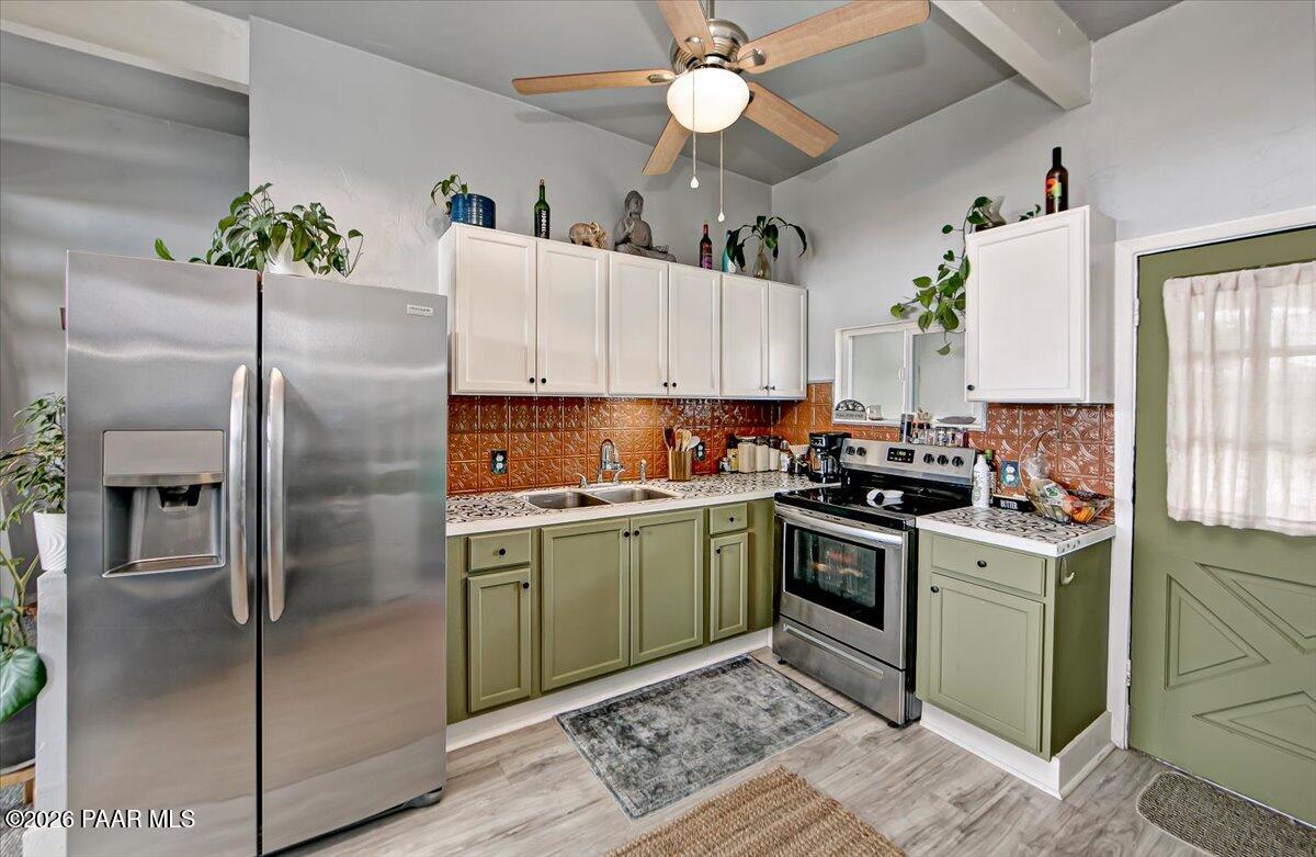 7310 West Hootenanny Road Prescott, AZ 86305 - Photo 5 of 28 04-Kitchen