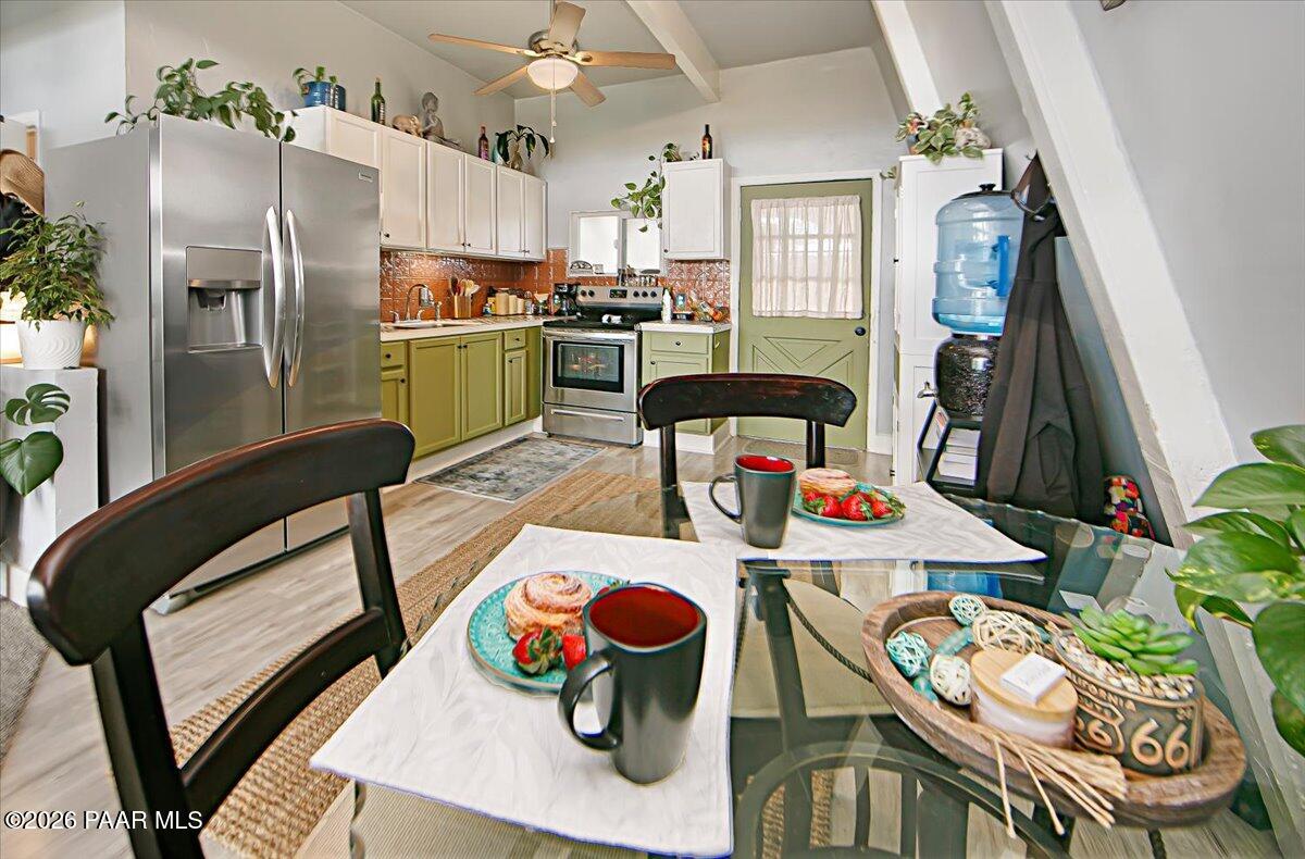 7310 West Hootenanny Road Prescott, AZ 86305 - Photo 7 of 28 06-Dining