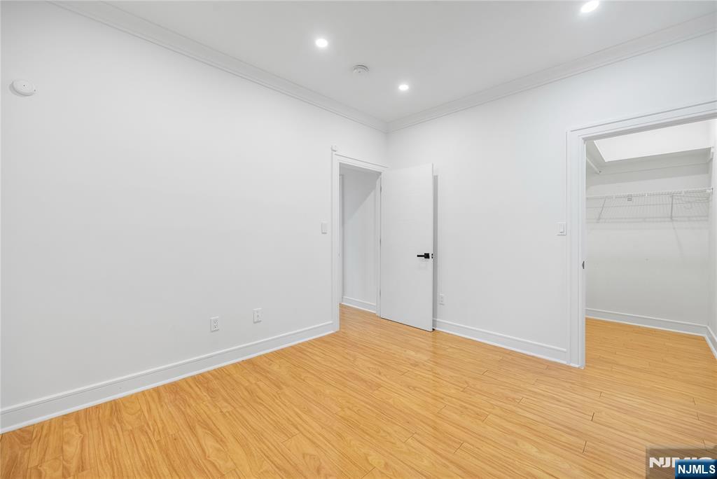 1080 River Road Edgewater, NJ 07020 - Photo 34 of 48