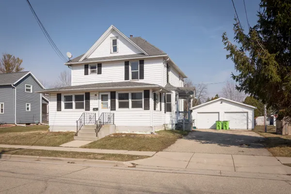 $265,000 | 414 Grove Street, Mayville, WI 53050