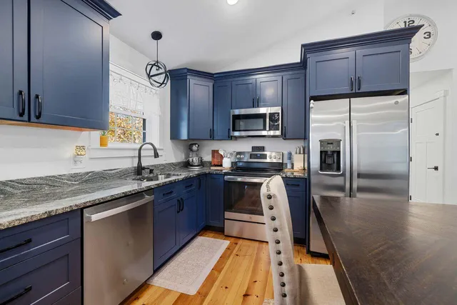 $509,999 | 5 Cooper Way, Waterboro, ME 04087