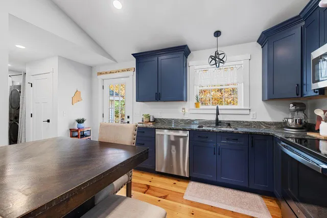 $509,999 | 5 Cooper Way, Waterboro, ME 04087