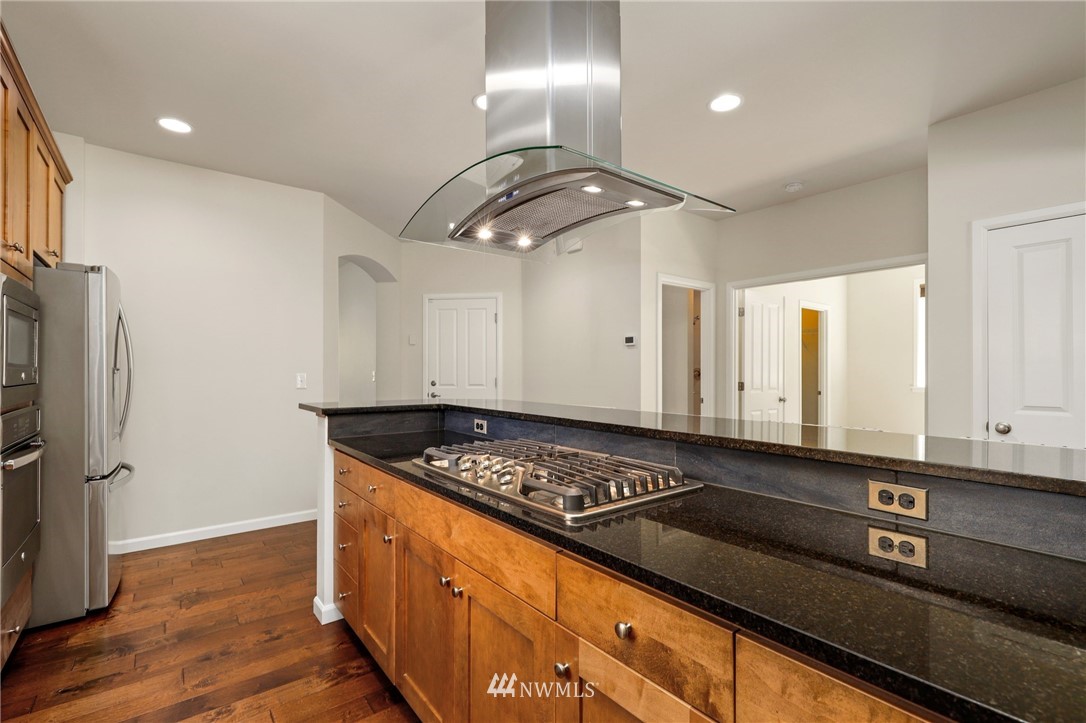 13731 173rd Place Southeast Renton, WA 98059 - Photo 9 of 34 Gallery Image 9