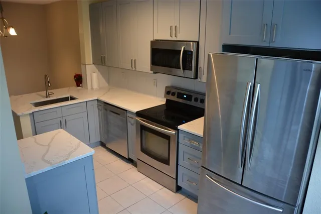 $2,800 | 4030 Northwest 90th Way, Sunrise, FL 33351