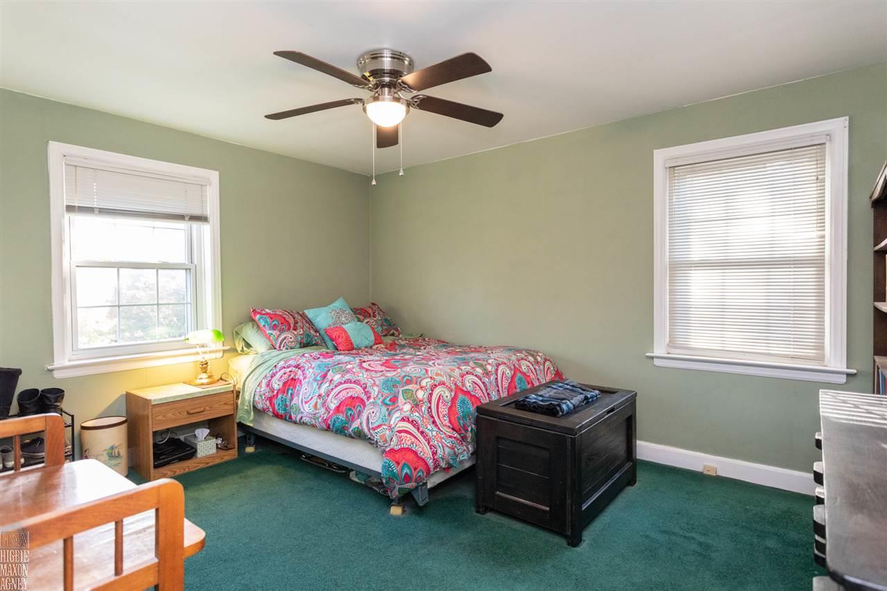 473 Moran Road Grosse Pointe, MI 48236 - Photo 11 of 17 31364660-10.JPG
