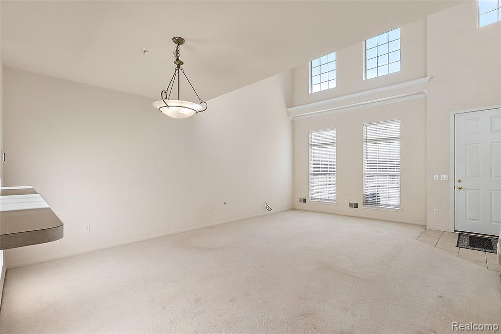 13 North Squirrel Road Auburn Hills, MI 48326 - Photo 24 of 63