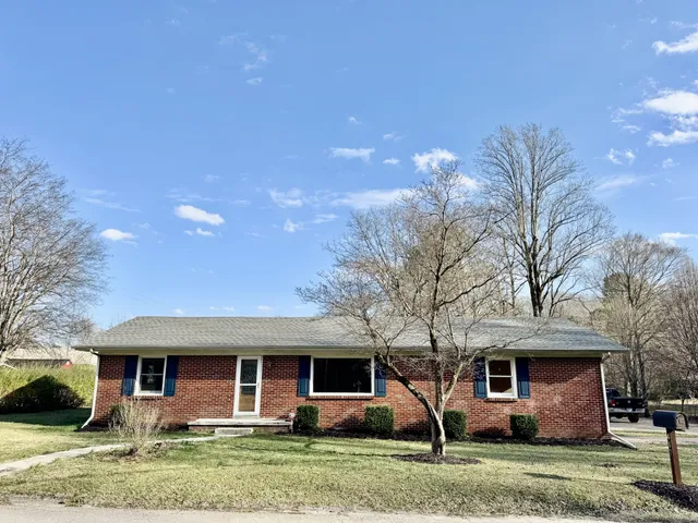 $229,000 | 407 Old Hog Creek Road, Waynesboro, TN 38485