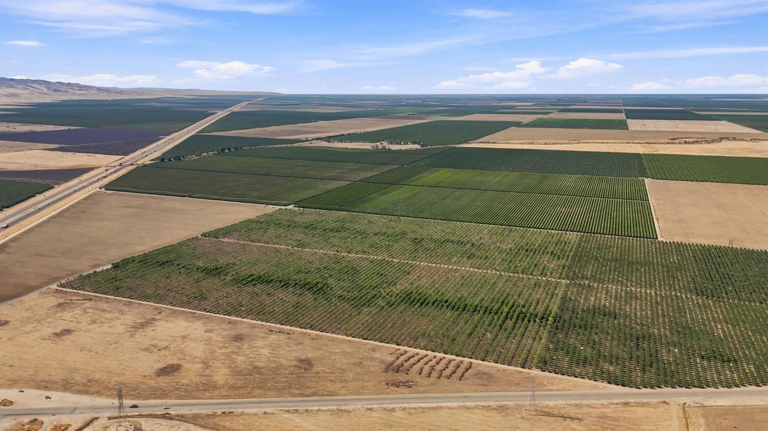 45551 West Panoche Road Firebaugh, CA 93622 - Photo 3 of 17 Gallery Image 3