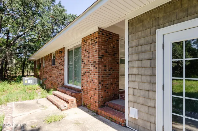 $2,100 | 548 Antietam Drive, Wilmington, NC 28409