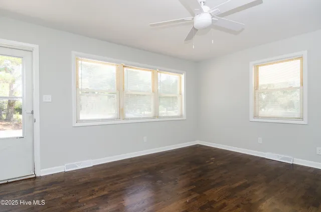 $2,100 | 548 Antietam Drive, Wilmington, NC 28409