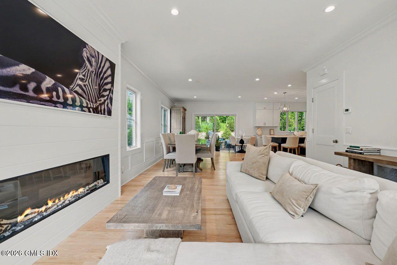 185 South Water Street, Unit NORTH Greenwich, CT 06830 - Photo 12 of 28 Living Room