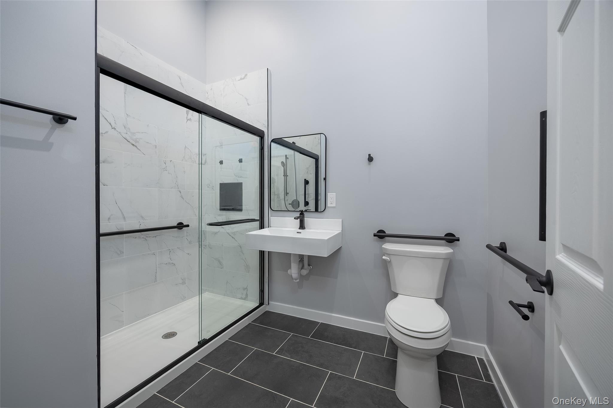 126 Innis Avenue, Unit 12 Poughkeepsie, NY 12601 - Photo 6 of 10