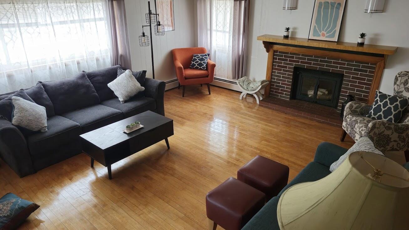 50 Beech Street East Millinocket, ME 04430 - Photo 13 of 35 Livingroom