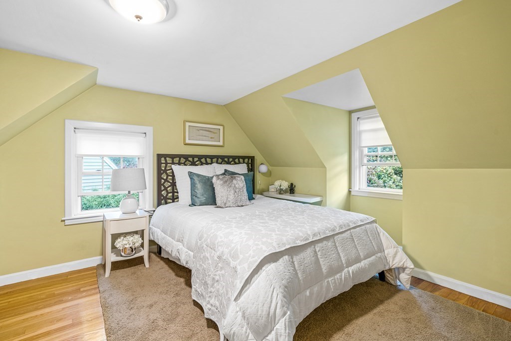 6 Laurel Road Lynnfield, MA 01940 - Photo 17 of 33 Gallery Image 17