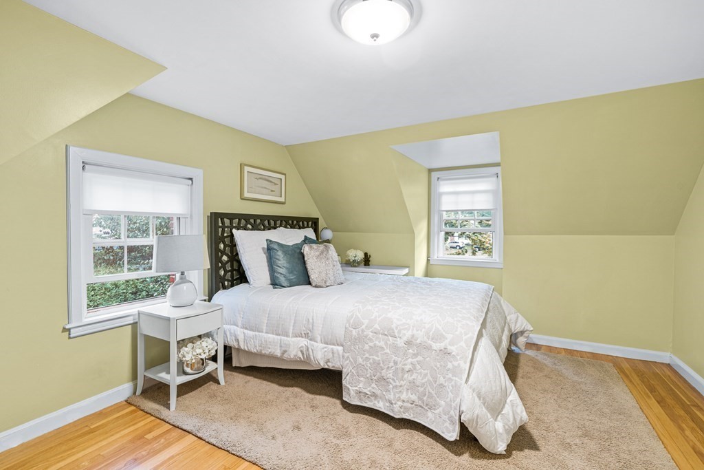 6 Laurel Road Lynnfield, MA 01940 - Photo 18 of 33 Gallery Image 18
