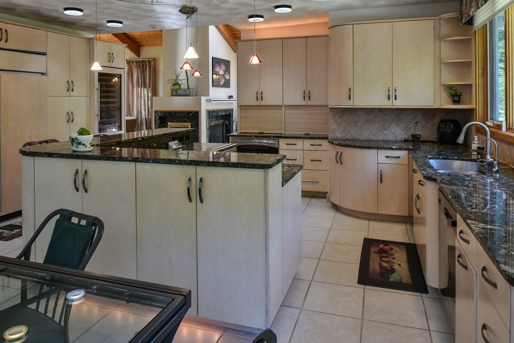 167 Killam Hill Road Boxford, MA 01921 - Photo 11 of 37