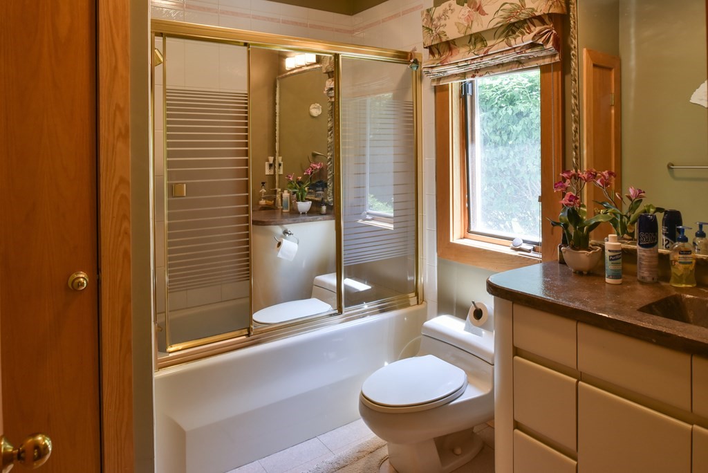 167 Killam Hill Road Boxford, MA 01921 - Photo 18 of 37