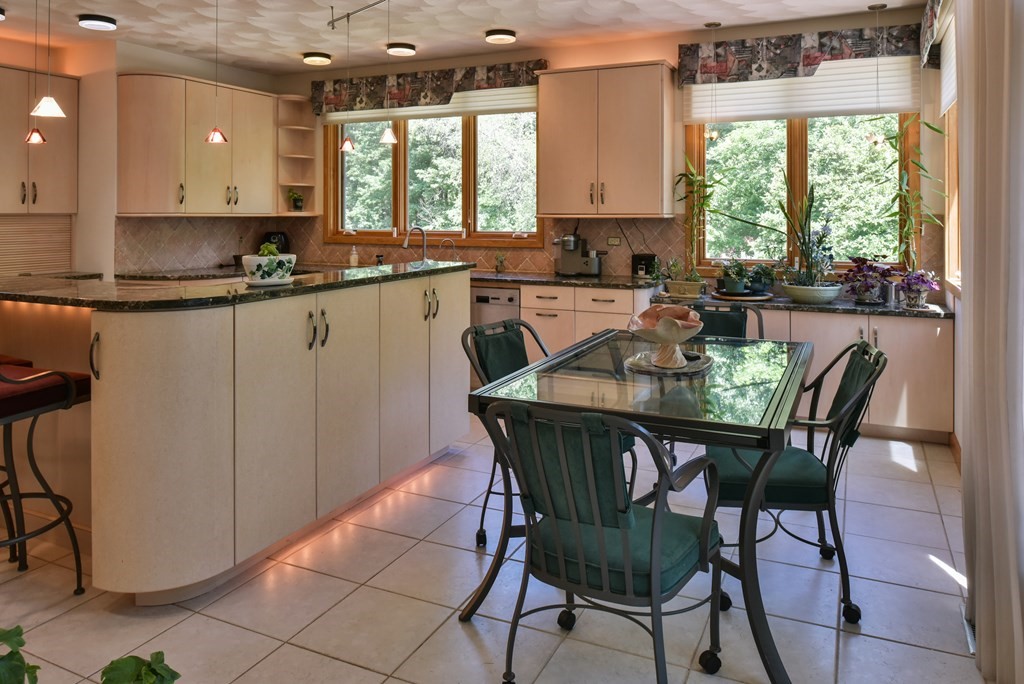 167 Killam Hill Road Boxford, MA 01921 - Photo 10 of 37
