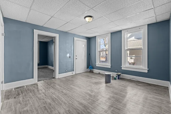 $114,900 | 1527 West 6th Street, Davenport, IA 52802