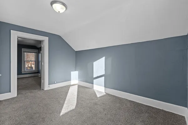 $114,900 | 1527 West 6th Street, Davenport, IA 52802