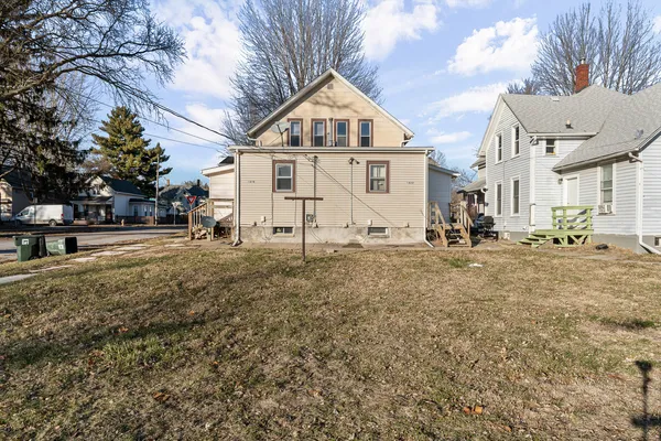 $114,900 | 1527 West 6th Street, Davenport, IA 52802