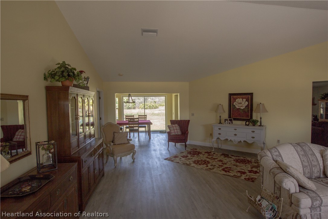 2416 West Hampton Road Avon Park, FL 33825 - Photo 4 of 36 Gallery Image 4
