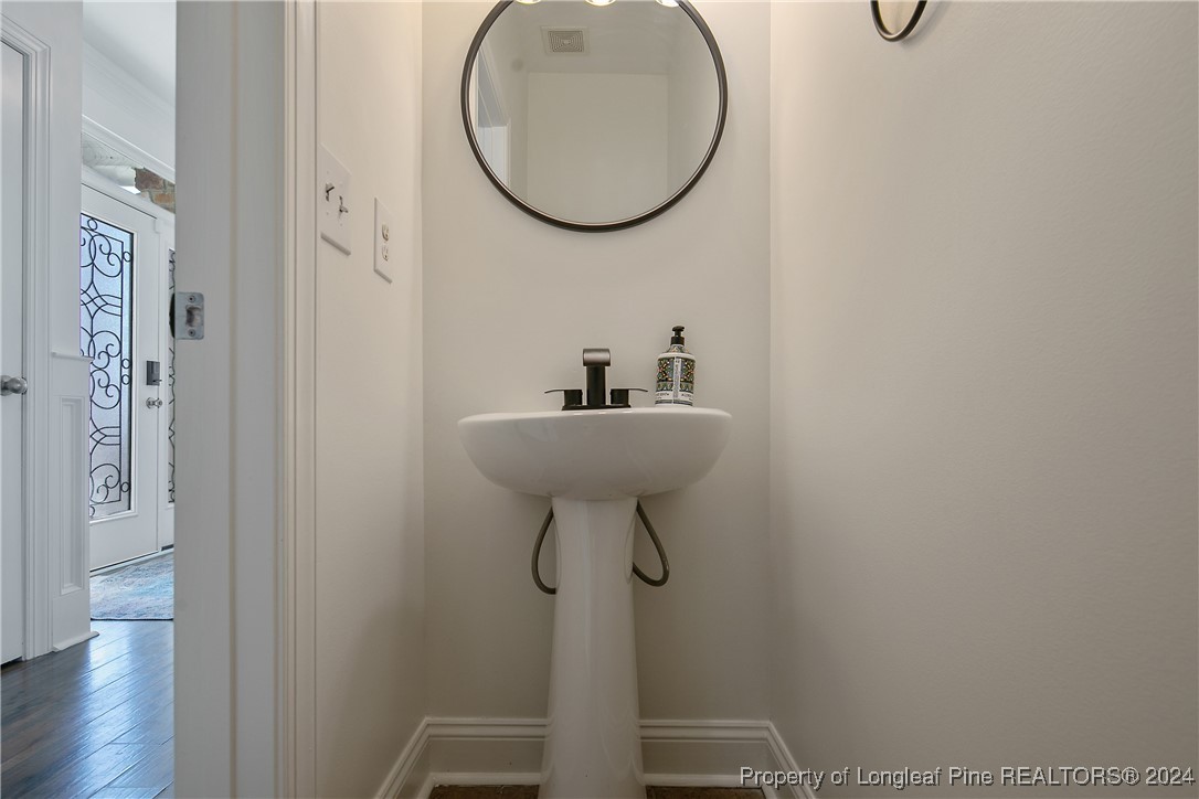 4218 Dock View Road Fayetteville, NC 28306 - Photo 11 of 50 Gallery Image 11