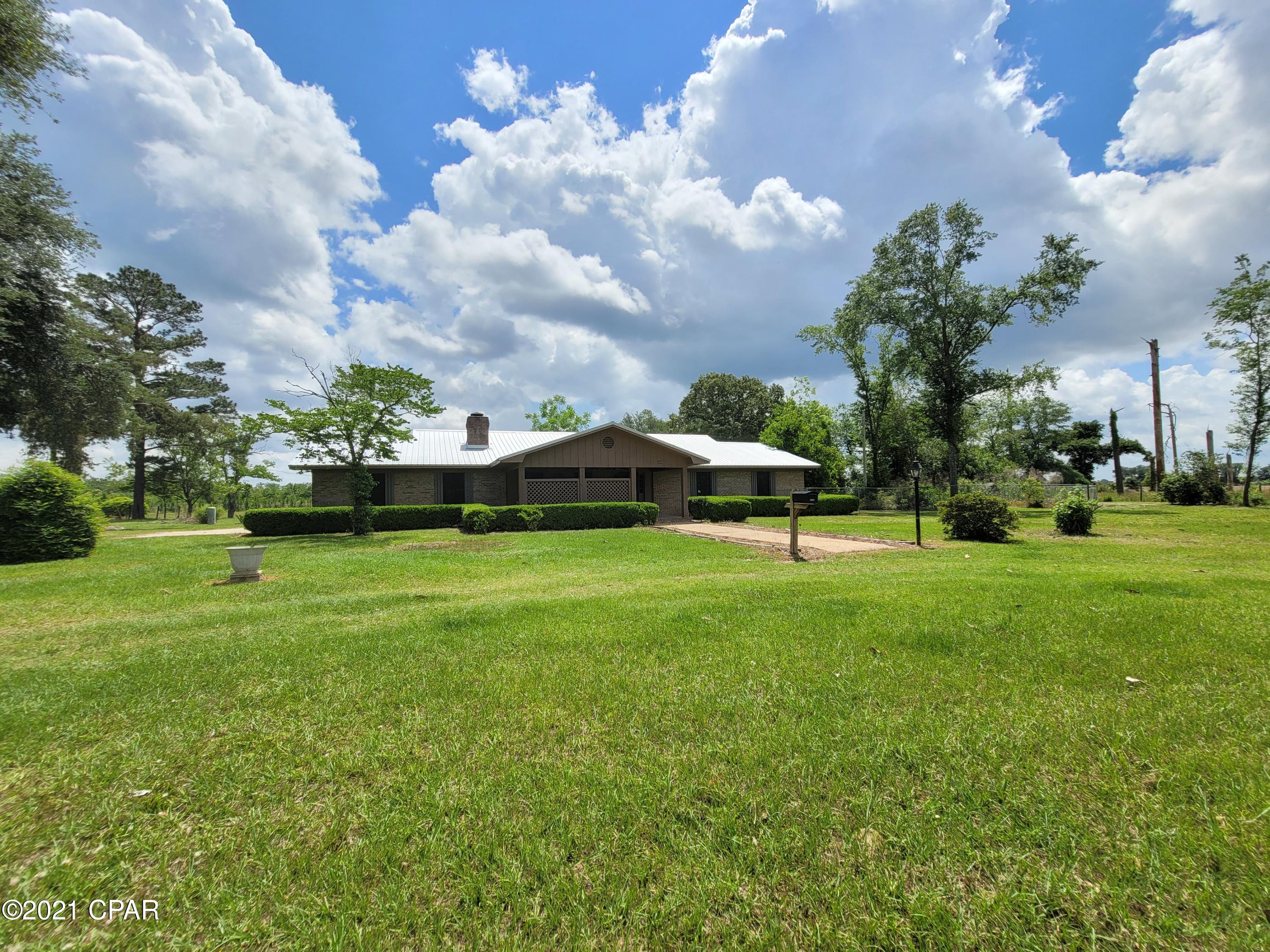 4258 Rogers Road Greenwood, FL 32443 - Photo 7 of 54 Gallery Image 7