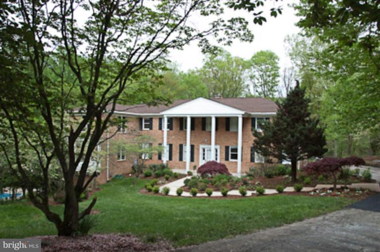 13513 Esworthy Road Darnestown, MD 20874 - Photo 2 of 30 Exterior #2