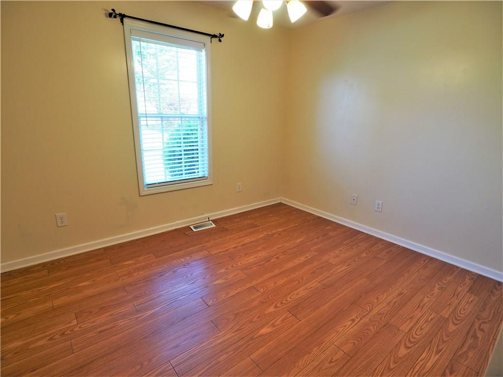4720 Powder Horne Lane Conover, NC 28613 - Photo 11 of 22 Gallery Image 11