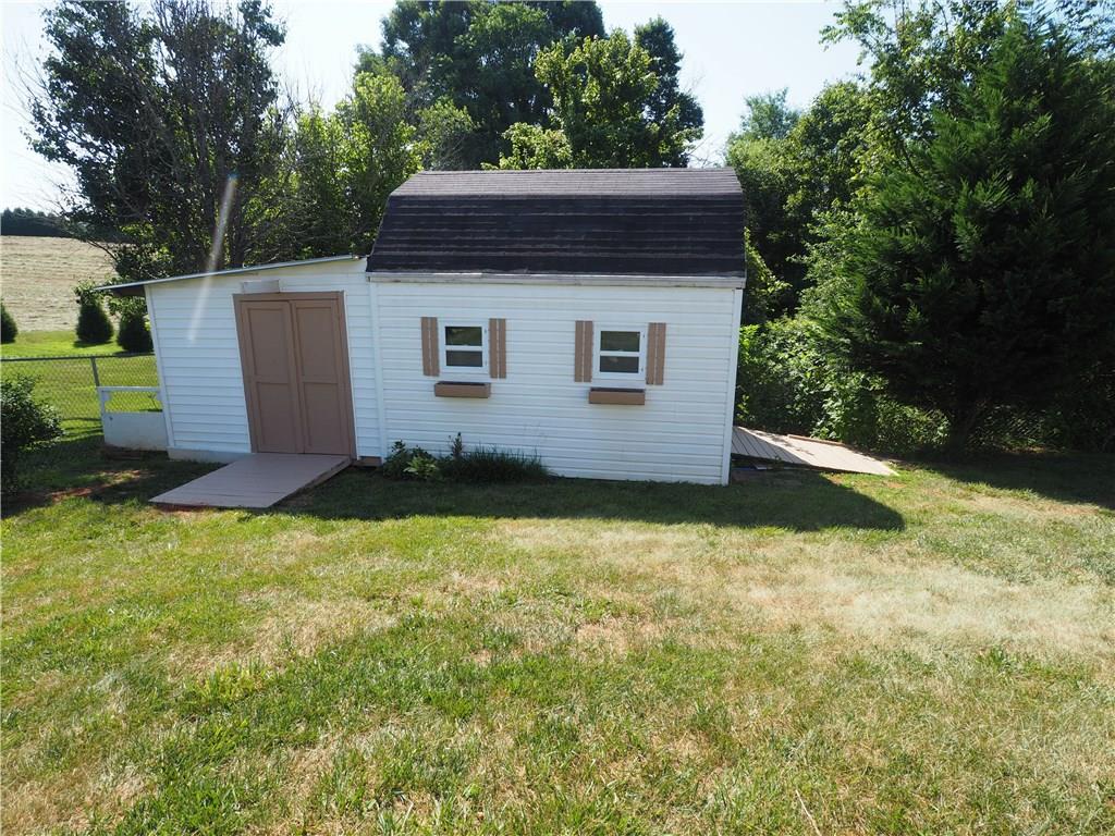 4720 Powder Horne Lane Conover, NC 28613 - Photo 22 of 22 Gallery Image 22