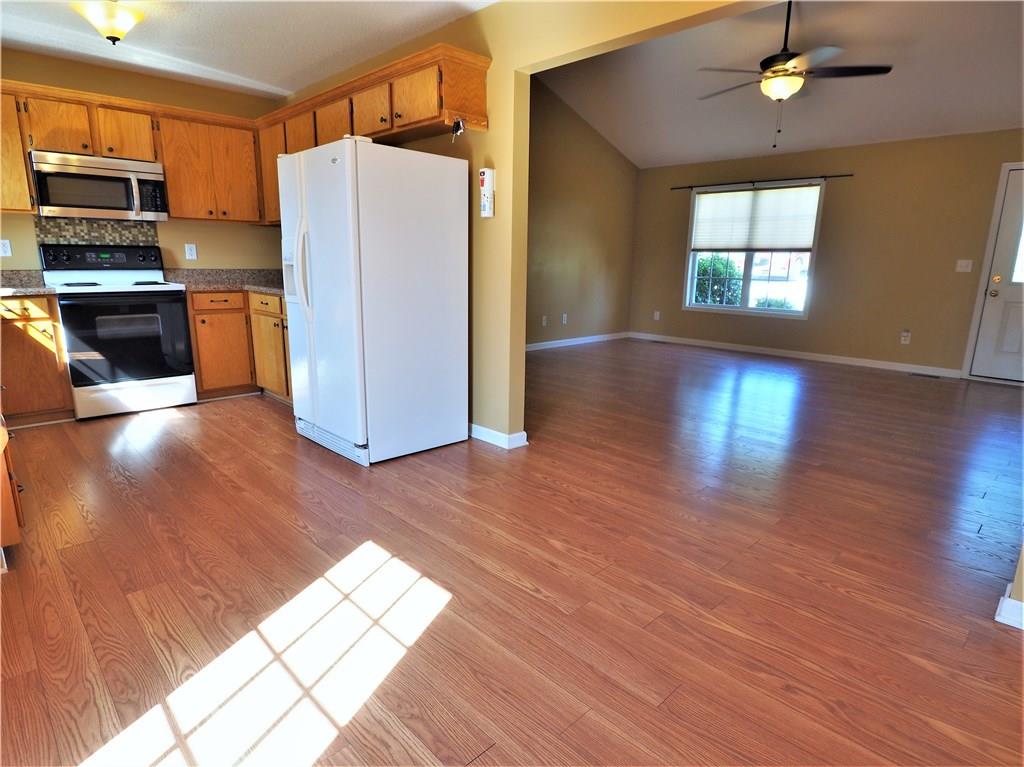 4720 Powder Horne Lane Conover, NC 28613 - Photo 4 of 22 Gallery Image 4