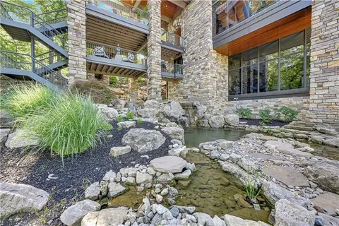 $4,500,000 | 16900 South Highland Ridge Drive, Loch Lloyd, MO 64012