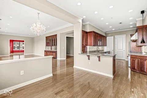$899,900 | 350 North Meridian Street, Unit 901, Indianapolis, IN 46204
