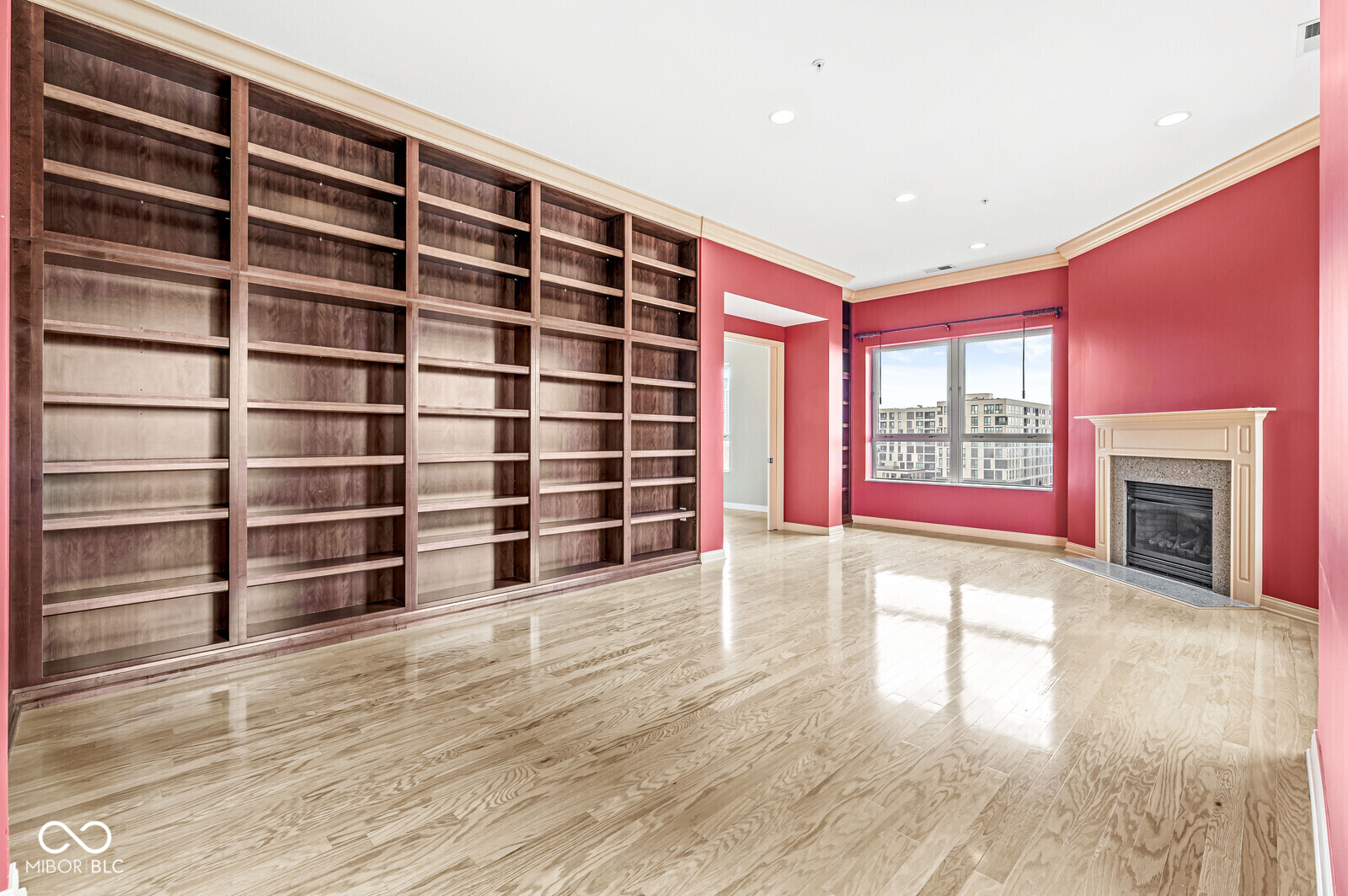 350 North Meridian Street, Unit 901 Indianapolis, IN 46204 - Photo 18 of 55