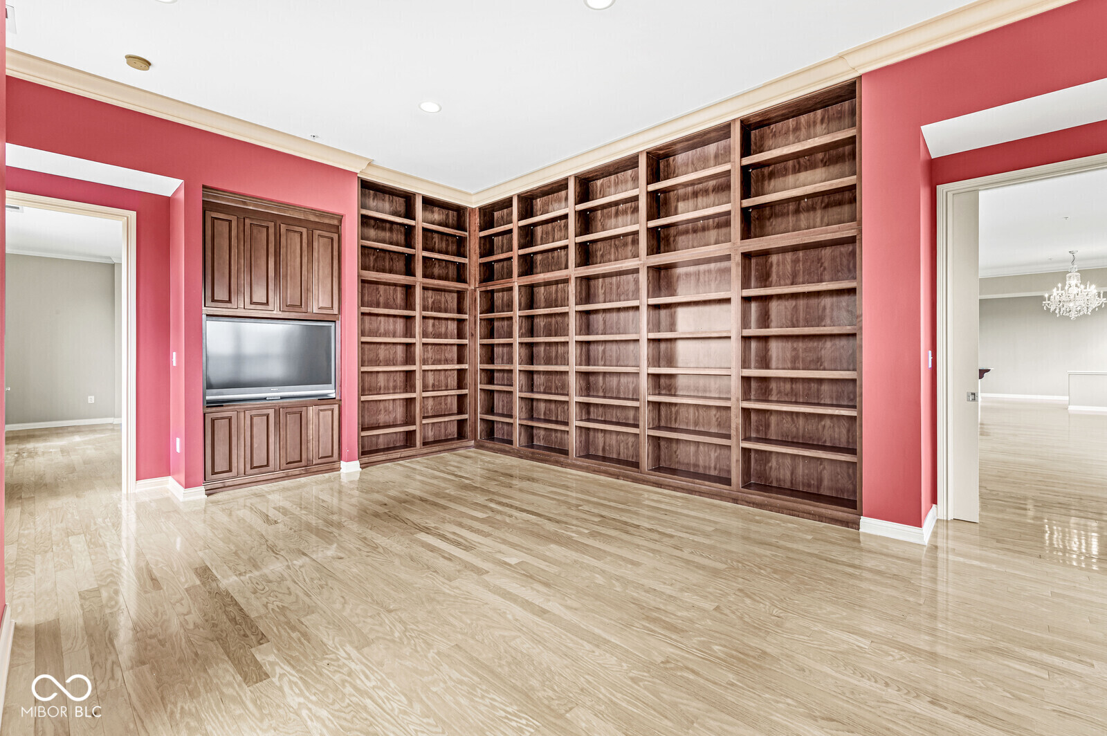 350 North Meridian Street, Unit 901 Indianapolis, IN 46204 - Photo 19 of 55