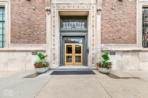 $899,900 | 350 North Meridian Street, Unit 901, Indianapolis, IN 46204