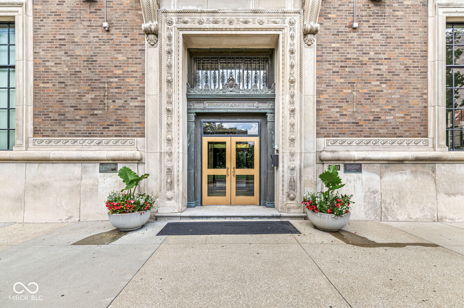 350 North Meridian Street, Unit 901 Indianapolis, IN 46204 - Photo 3 of 55