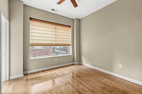 $899,900 | 350 North Meridian Street, Unit 901, Indianapolis, IN 46204