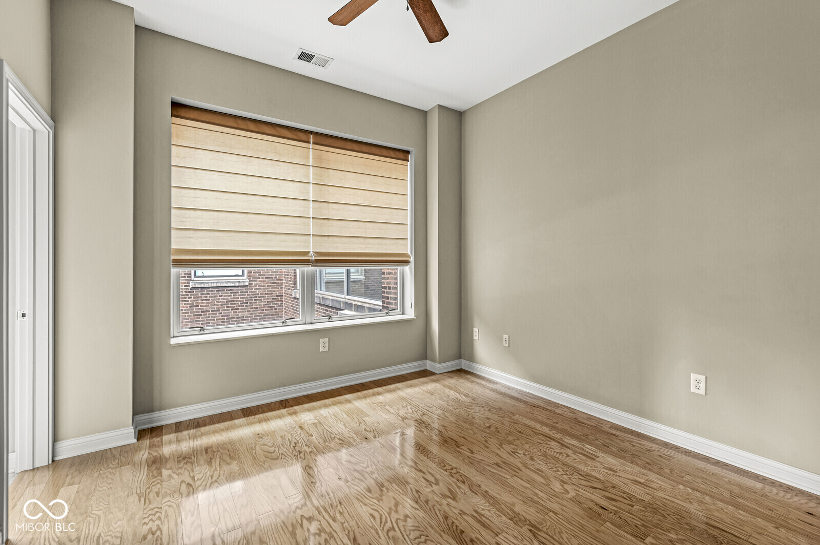 350 North Meridian Street, Unit 901 Indianapolis, IN 46204 - Photo 31 of 55